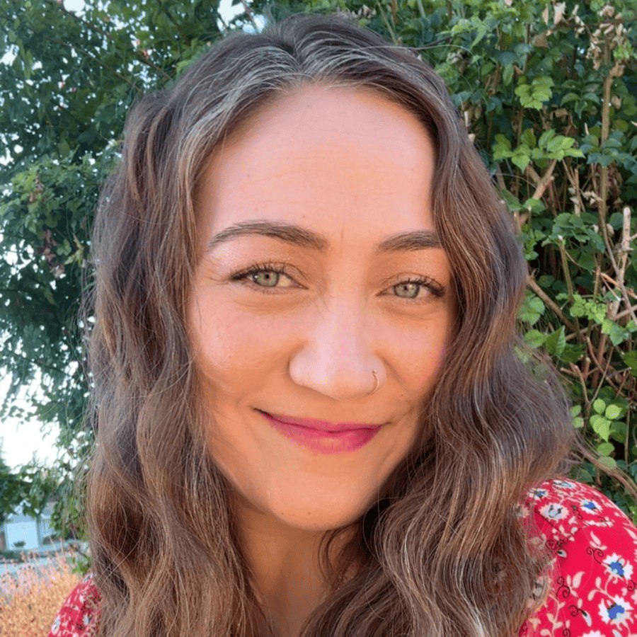 Becca Woll PROFILE PHOTO Becca Swindale